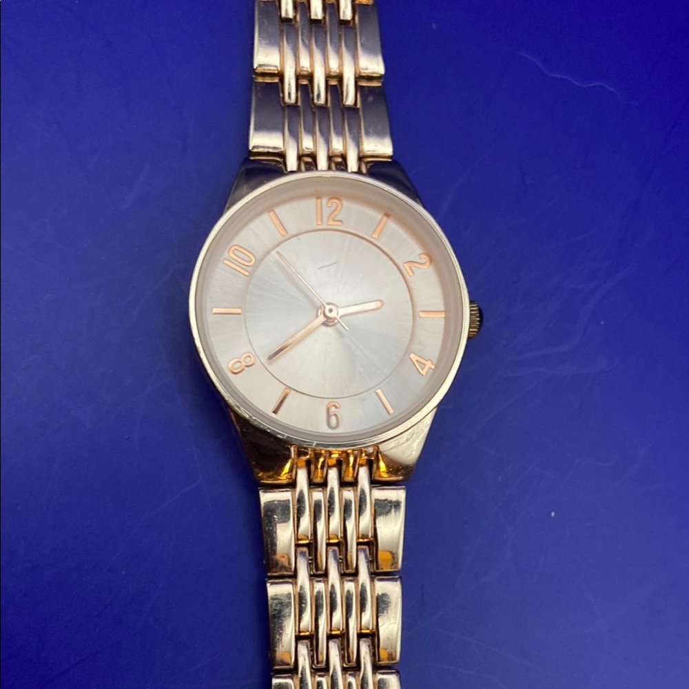 Unbranded rose gold tone ladies Watch 25 mm face